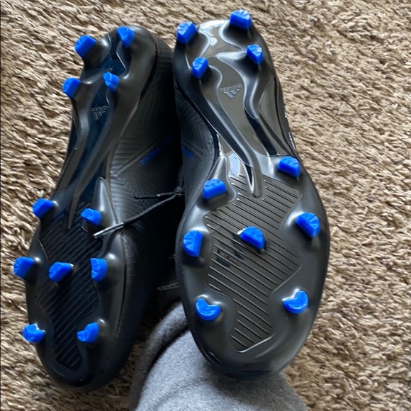 Adidas Nemeziz Soccer Cleats - Picture 3 of 5